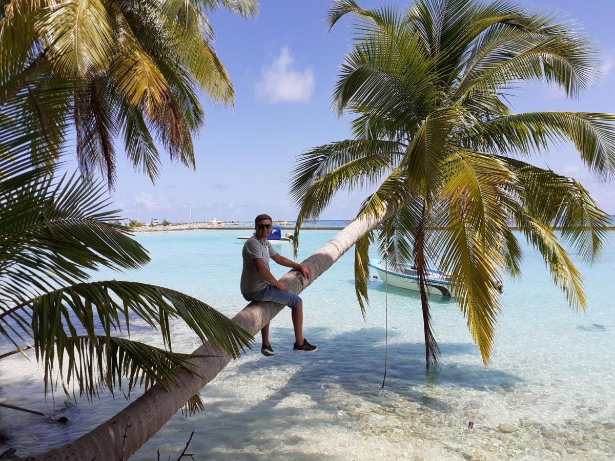 Island Life Maldives Retreat & Spa Magoodhoo Extérieur photo