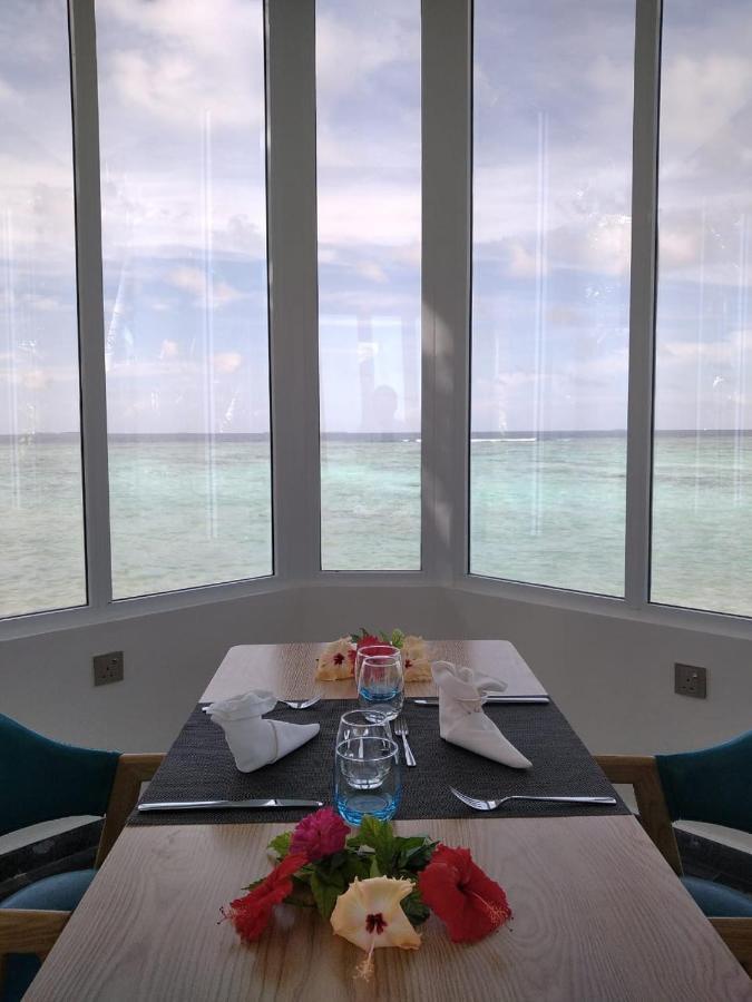 Island Life Maldives Retreat & Spa Magoodhoo Extérieur photo